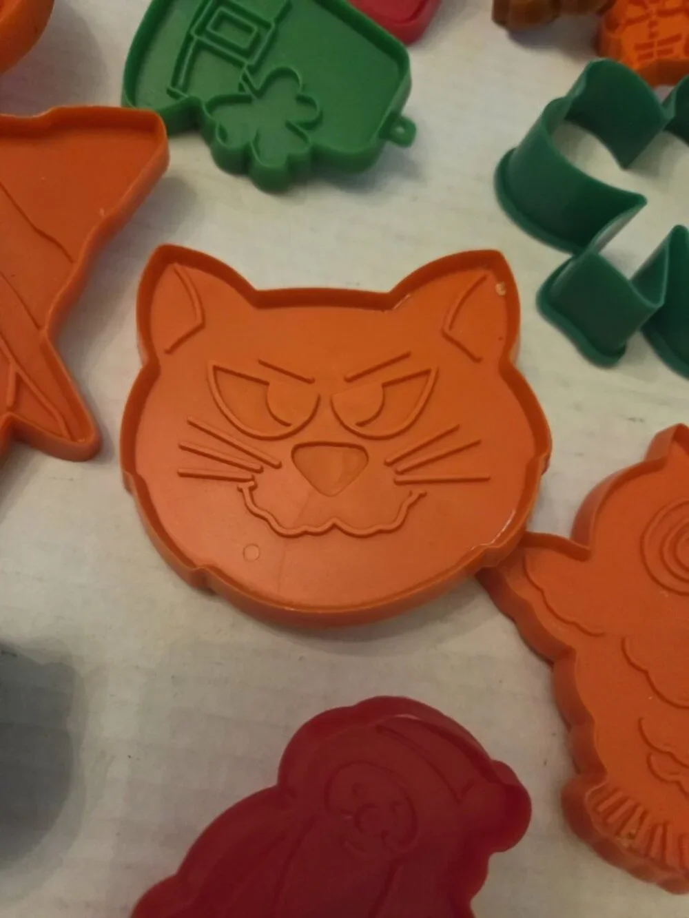 Vtg Huge Lot 33 Cookie cutters Plastic Holiday Christmas Halloween St Patrick